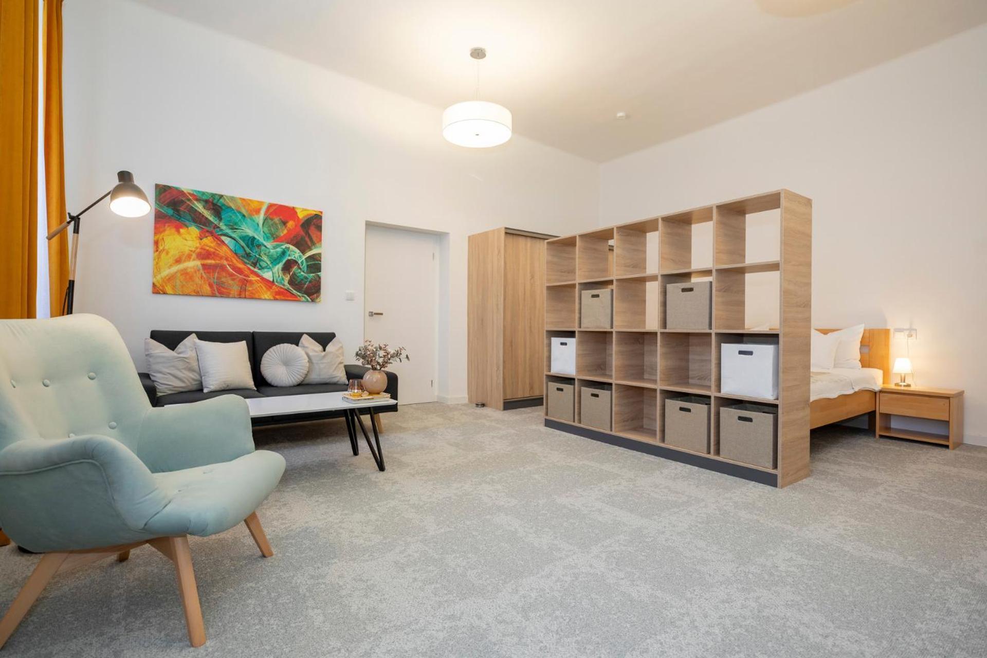 Alure Residences 10 - 24H Self Check-In & Private Parking Next To The Apartment Building Included, City Center Right On Snp Square In A Quiet Passage, New Building, Best Deal In Town Banská Bystrica Exterior foto